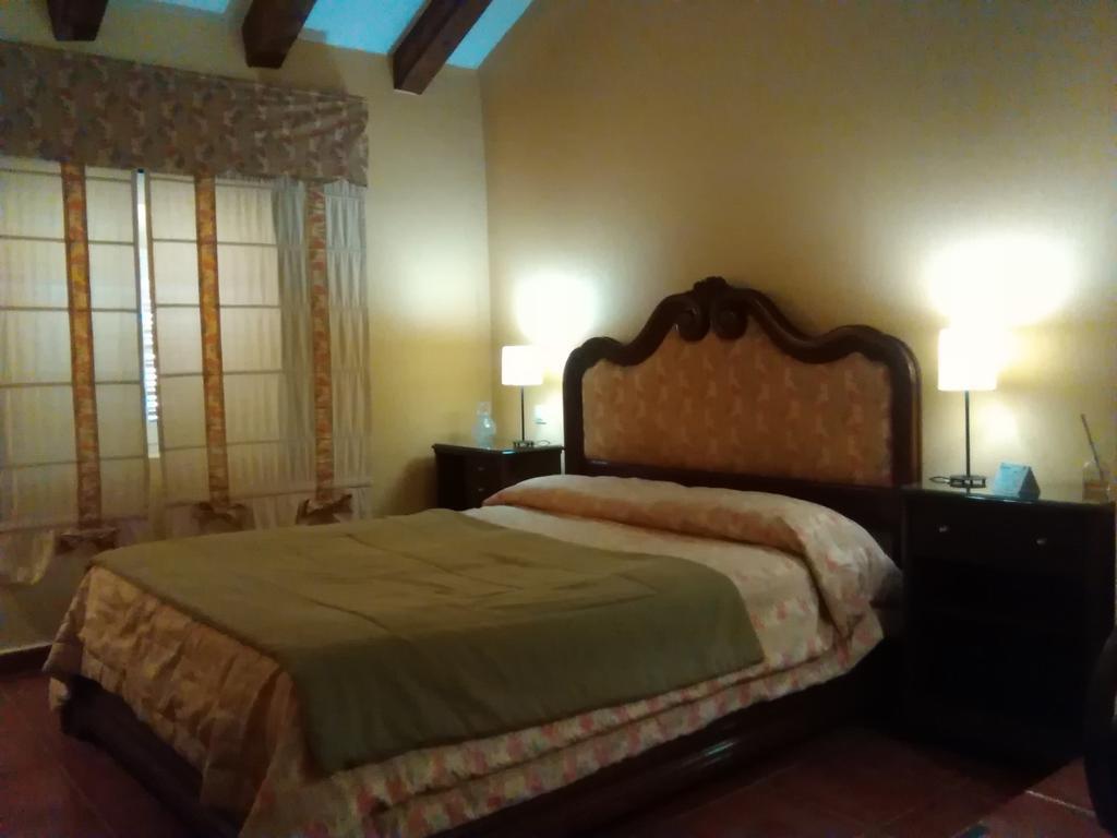 Casa Rural Valdevilano La Roca de la Sierra Buitenkant foto