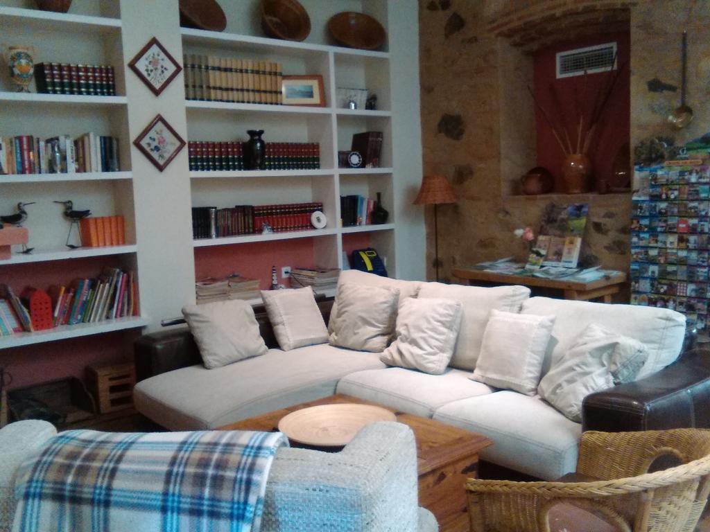 Casa Rural Valdevilano La Roca de la Sierra Buitenkant foto